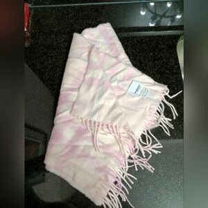 Burberry Soft Pink and Cream Cashmere Scarf